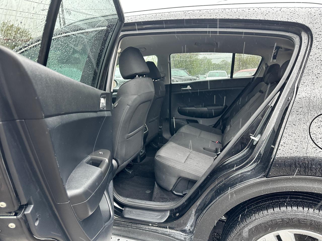 2019 Kia Sportage LX AWD HeatedCloth FM Bluetooth KeylessEntry Alloy Photo