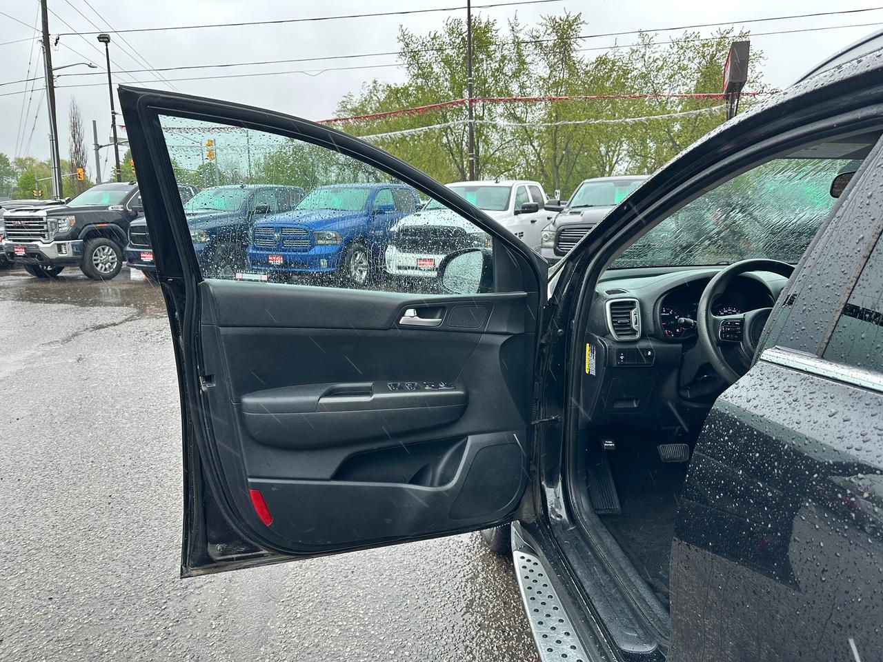 2019 Kia Sportage LX AWD HeatedCloth FM Bluetooth KeylessEntry Alloy Photo