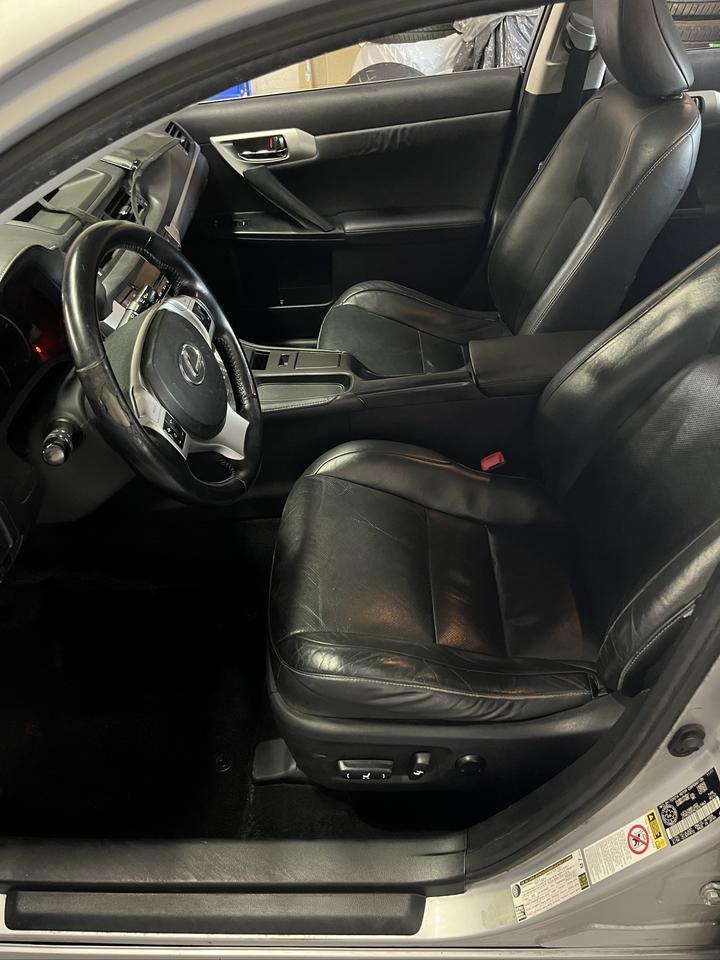 2012 Lexus CT 200h CT 200 HYBRID-TOP OF THE LINE! FULLY EQUIPPED! ONLUY $6,999.00!! Photo