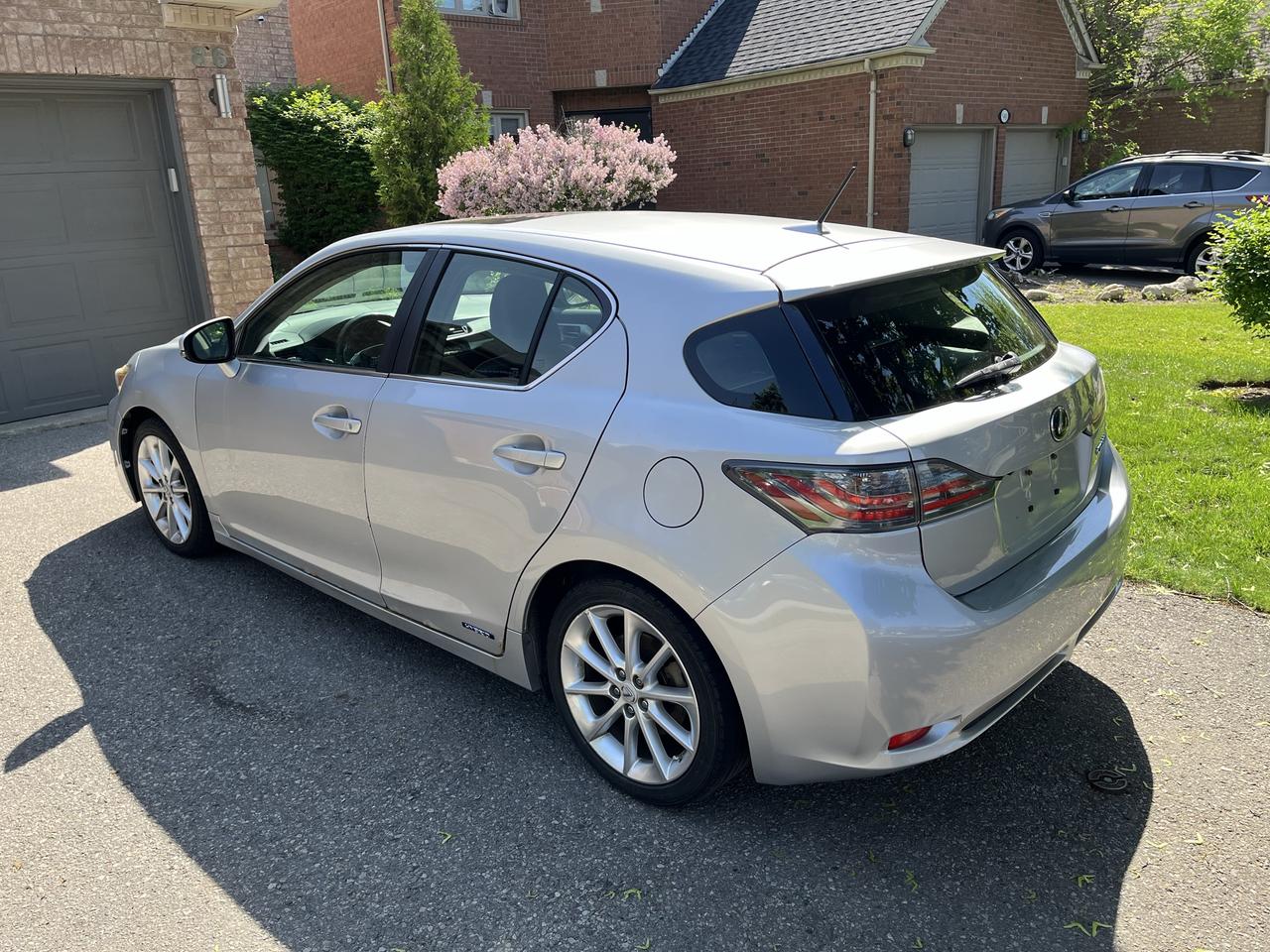 2012 Lexus CT 200h CT 200 HYBRID-TOP OF THE LINE! FULLY EQUIPPED! ONLUY $6,999.00!! Photo3