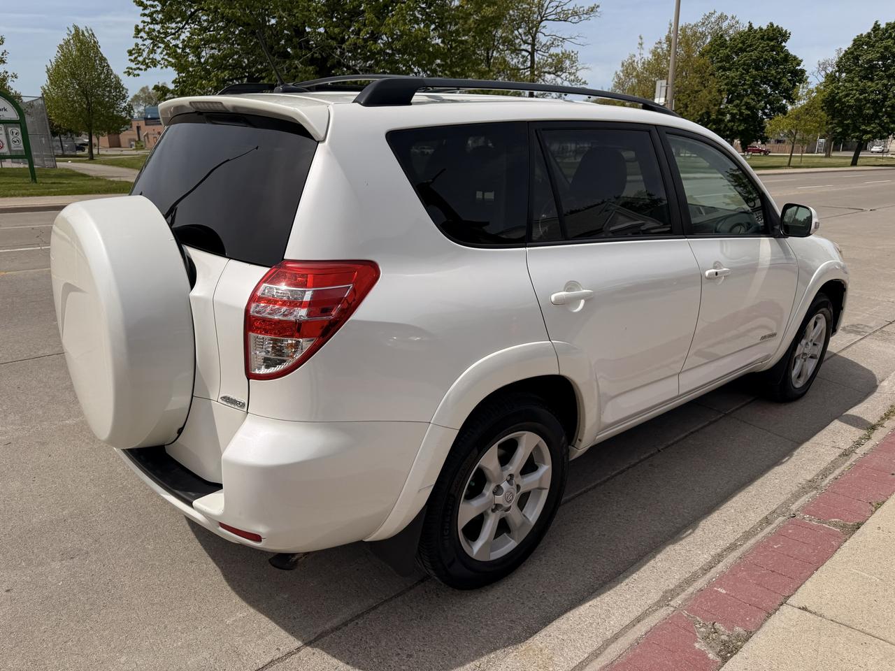 2012 Toyota RAV4 4WD 4dr I4 Limited Photo