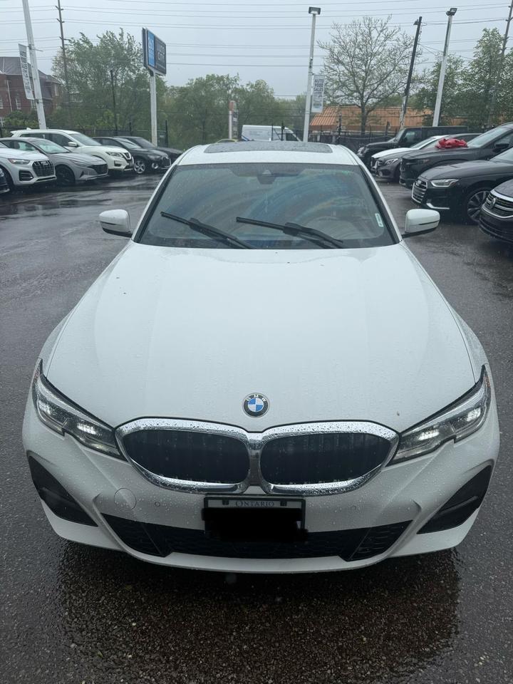 2022 BMW 3 Series 330i xDrive | NO ACCIDENT | CLEAN CARFAX | Photo