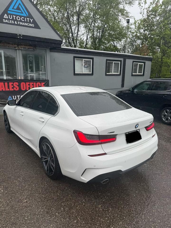 2022 BMW 3 Series 330i xDrive | NO ACCIDENT | CLEAN CARFAX | Photo