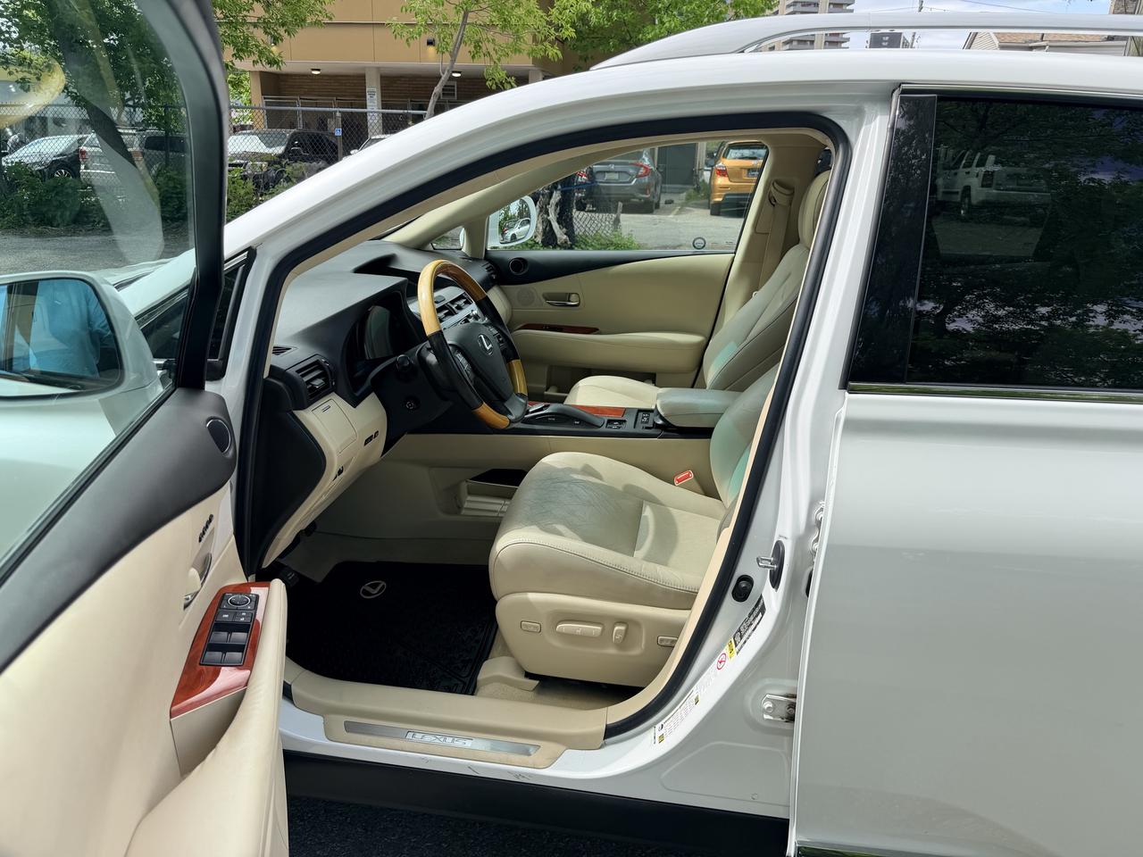 2011 Lexus RX 350 NAV | LEATHER | SUNROOF Photo