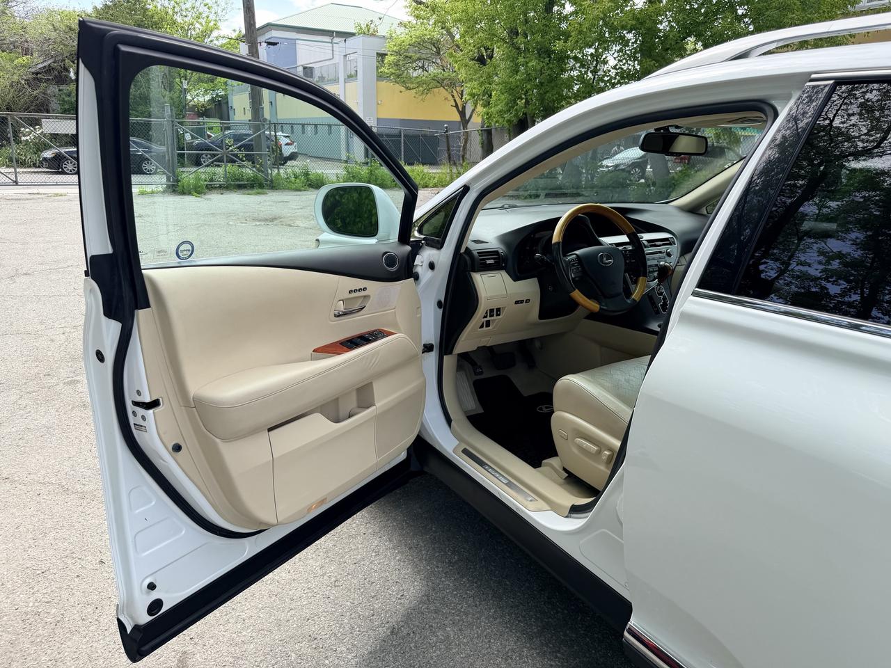 2011 Lexus RX 350 NAV | LEATHER | SUNROOF Photo