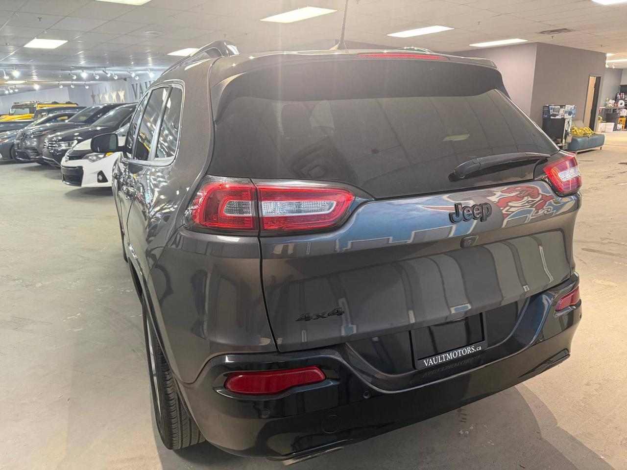2018 Jeep Cherokee North Special Edition 4x4 , 24 DEALER SERVICE RECORDS Photo4
