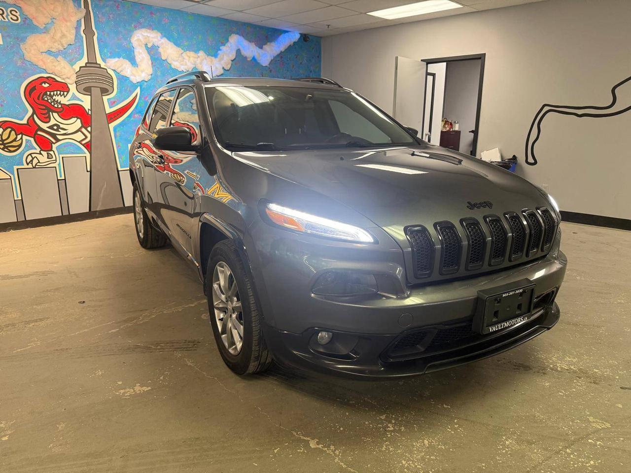 2018 Jeep Cherokee North Special Edition 4x4 , 24 DEALER SERVICE RECORDS Photo2