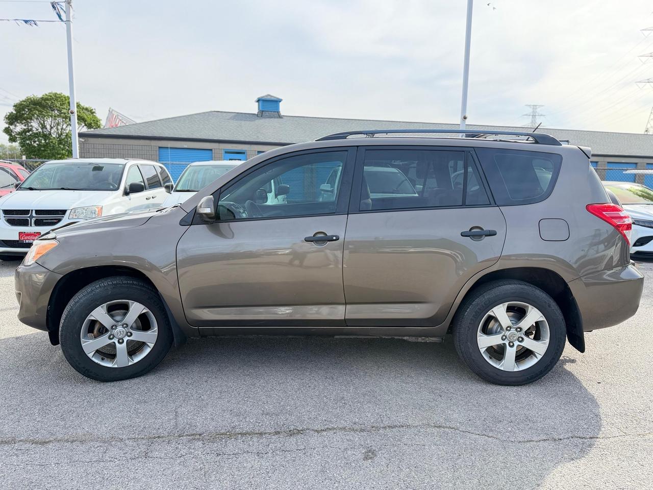 2010 Toyota RAV4 BASE Photo3