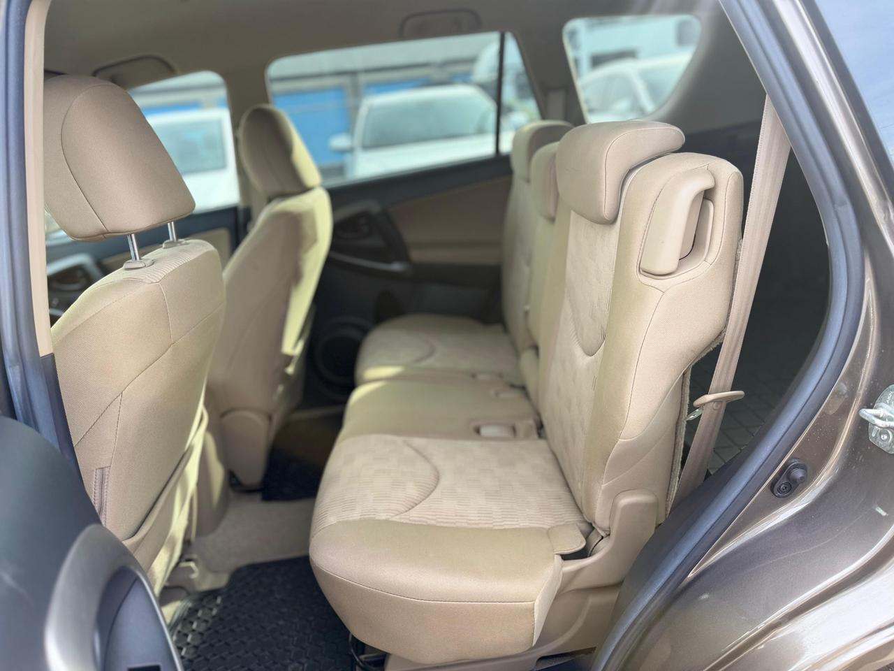 2010 Toyota RAV4 BASE Photo