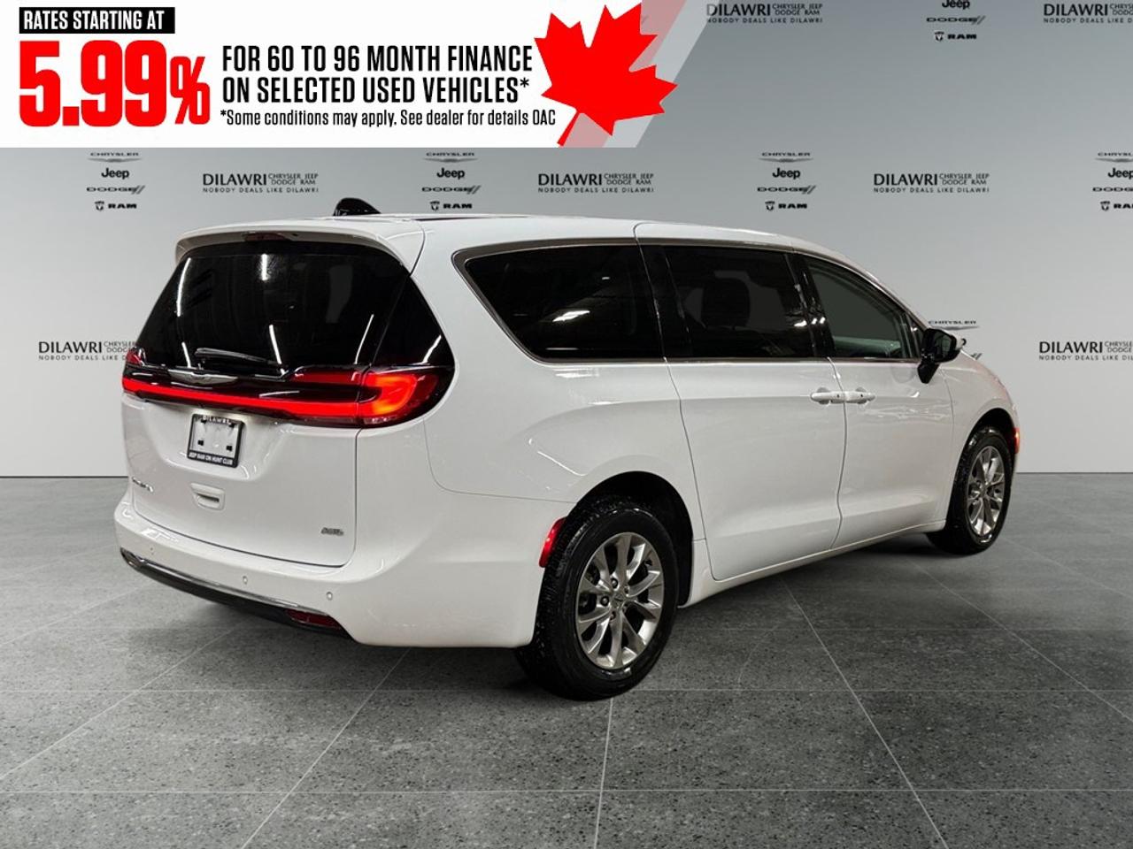 2023 Chrysler Pacifica TOURING L AWD Photo