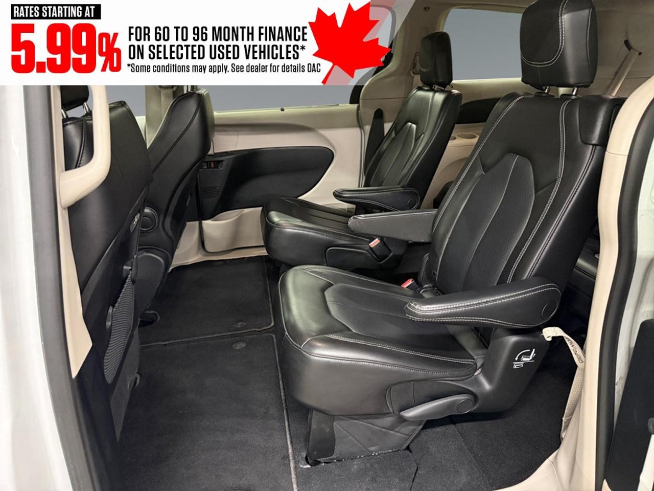 2023 Chrysler Pacifica TOURING L AWD Photo