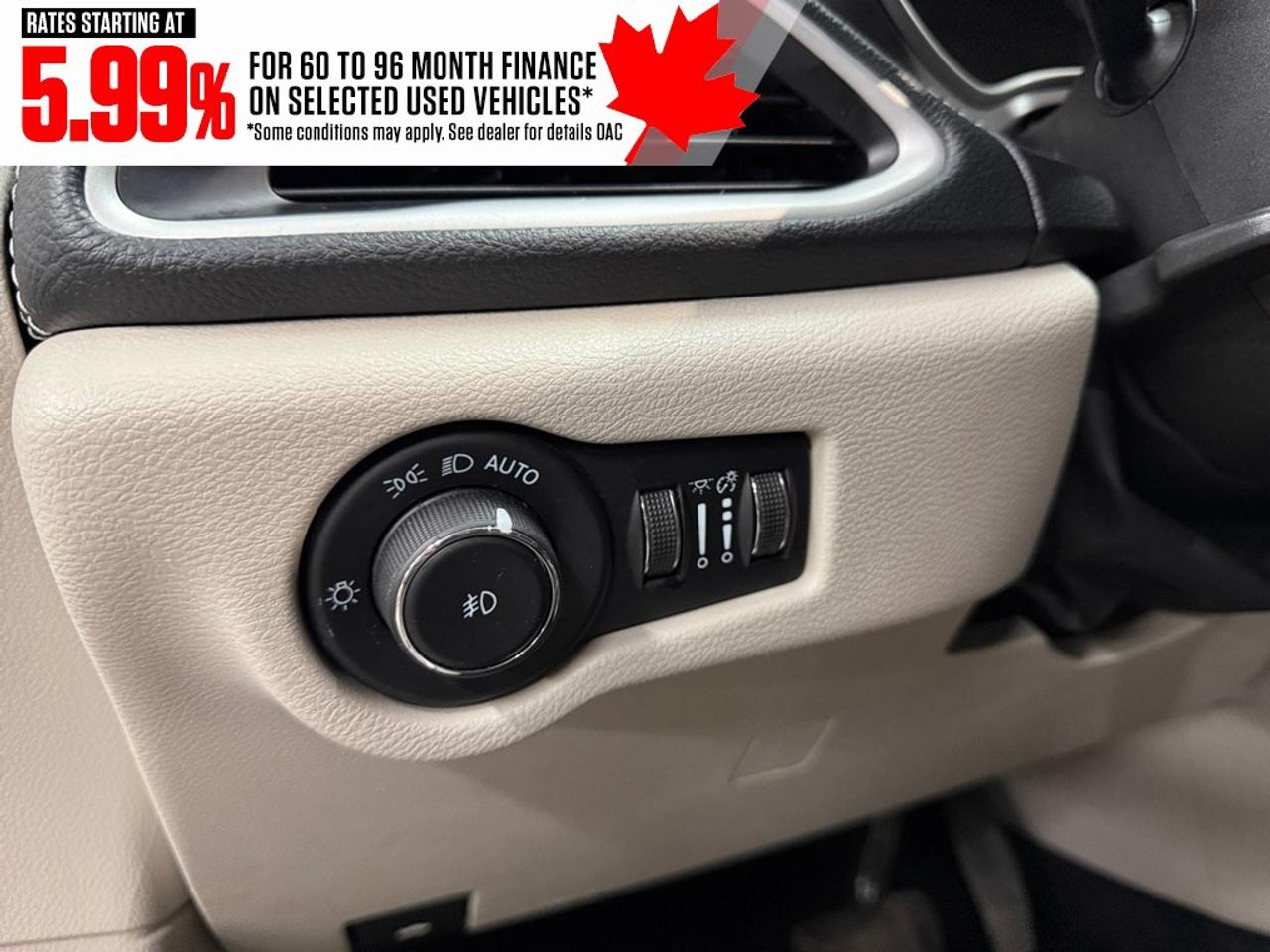2023 Chrysler Pacifica TOURING L AWD Photo