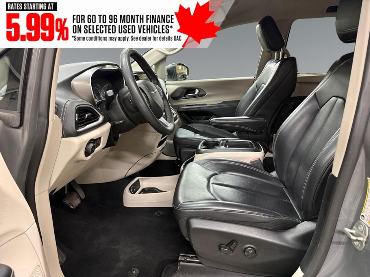2023 Chrysler Pacifica Touring L FWD Photo
