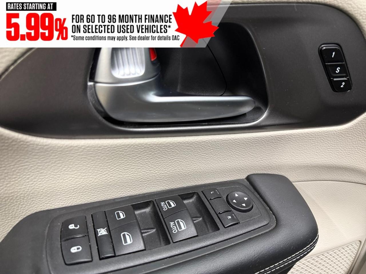 2023 Chrysler Pacifica Touring L FWD Photo