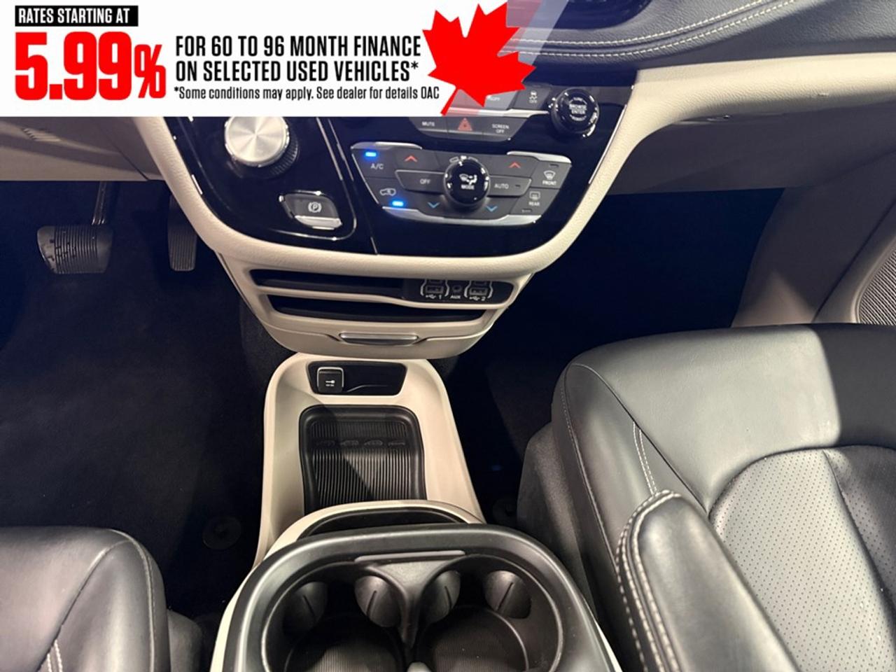 2023 Chrysler Pacifica Touring L FWD Photo