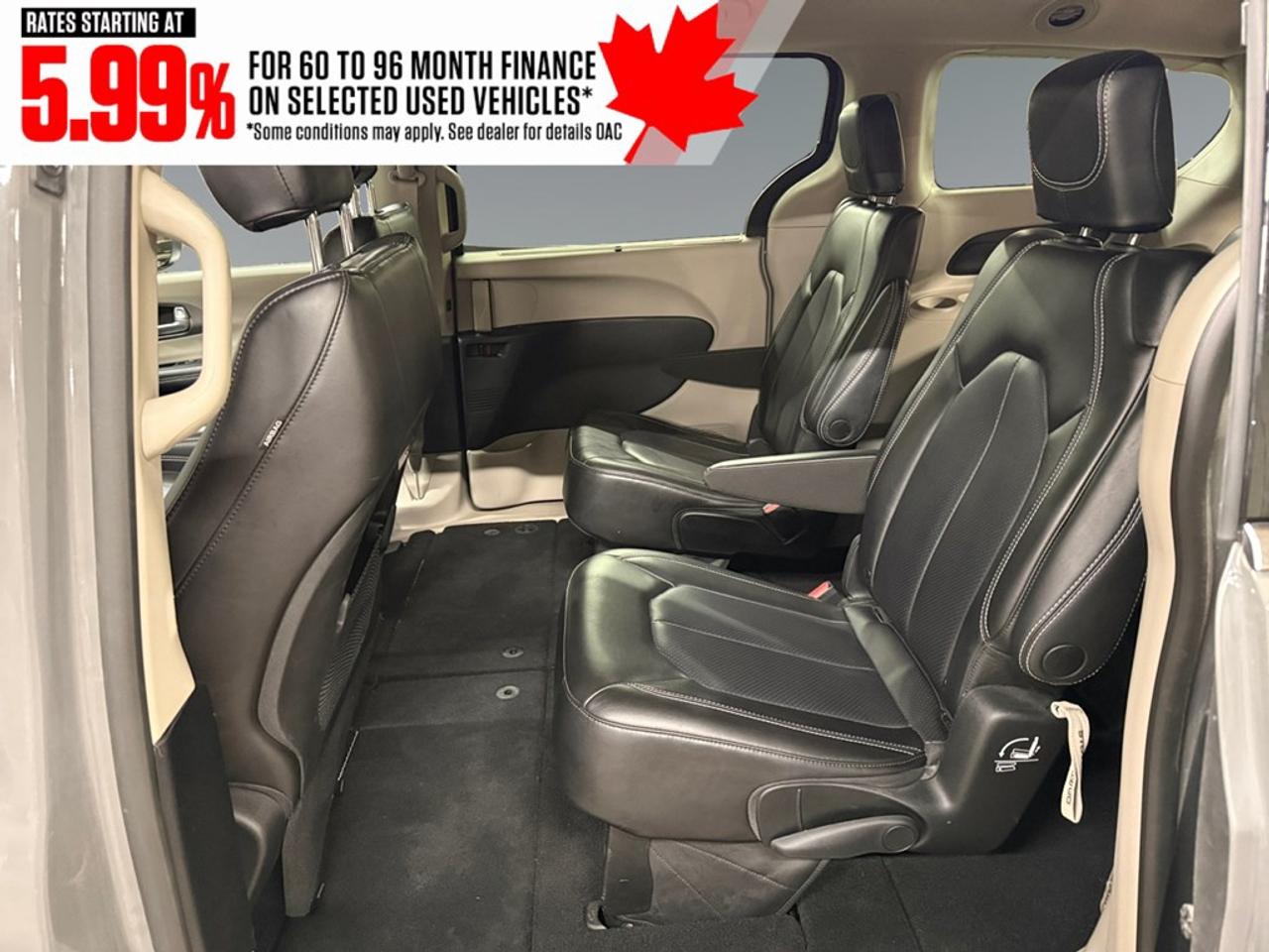 2023 Chrysler Pacifica Touring L FWD Photo