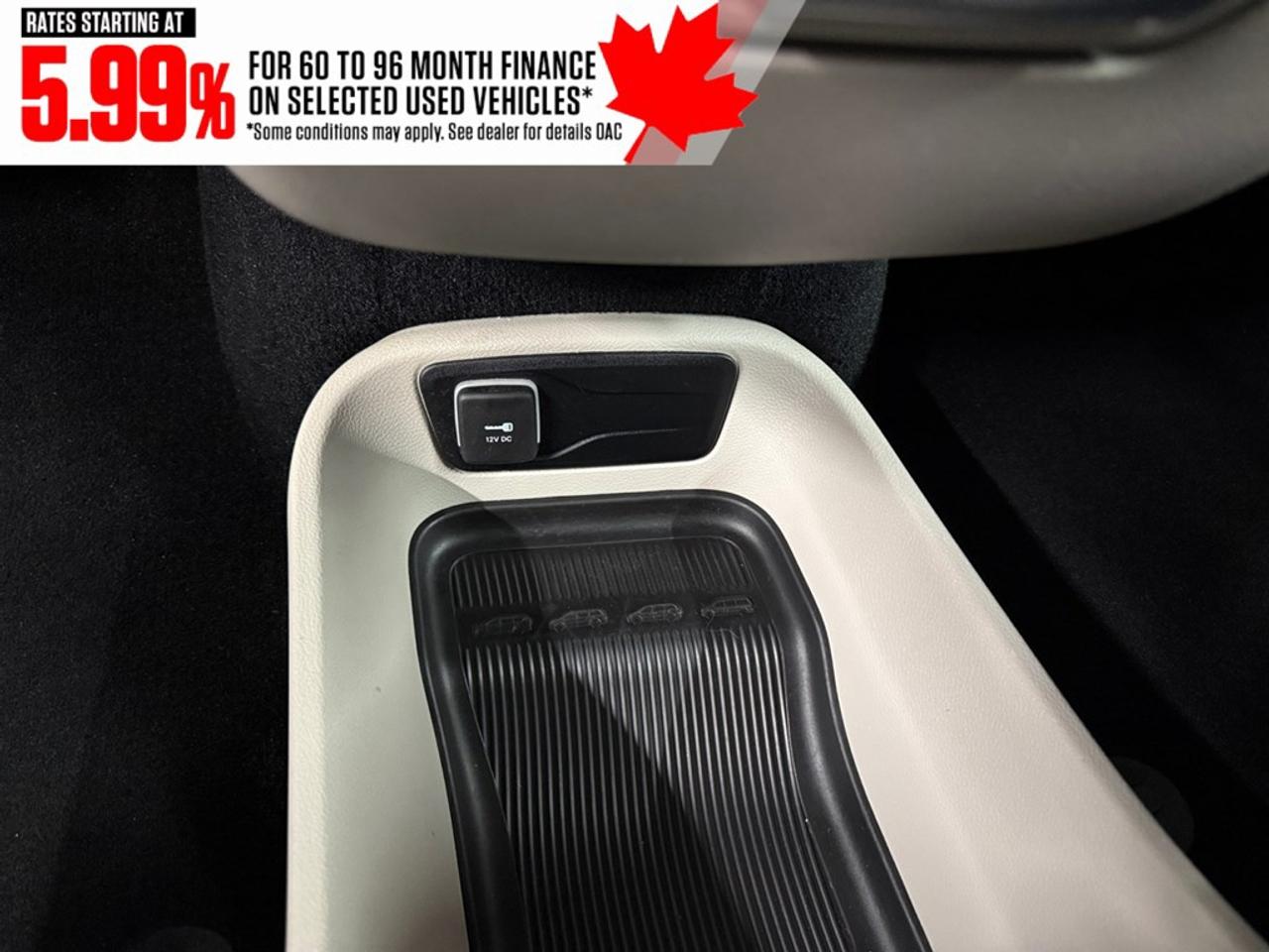 2023 Chrysler Pacifica Touring L FWD Photo