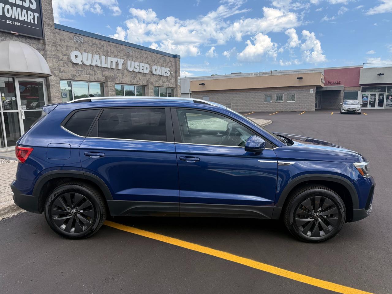 2024 Volkswagen Taos Comfortline Photo