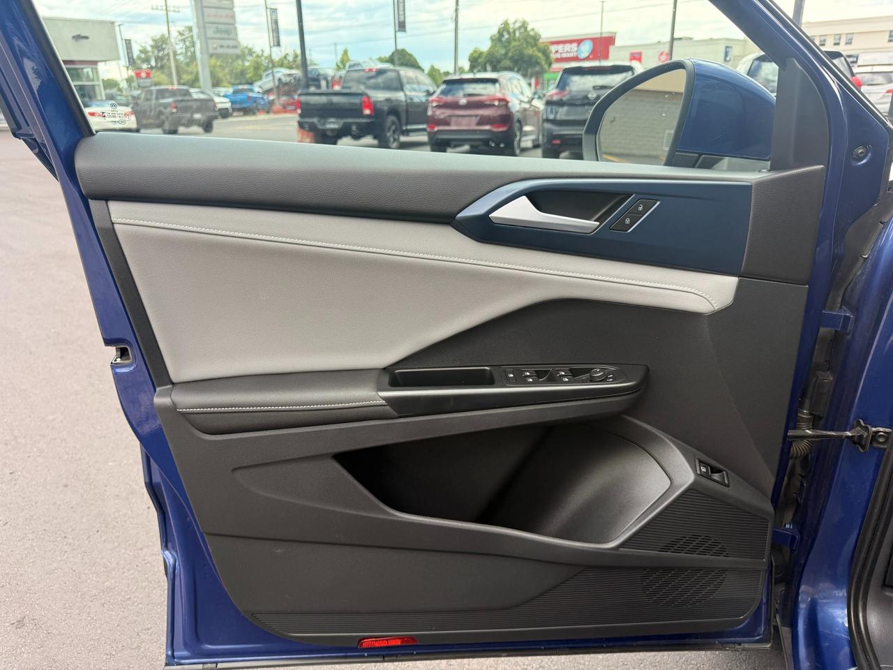 2024 Volkswagen Taos Comfortline Photo
