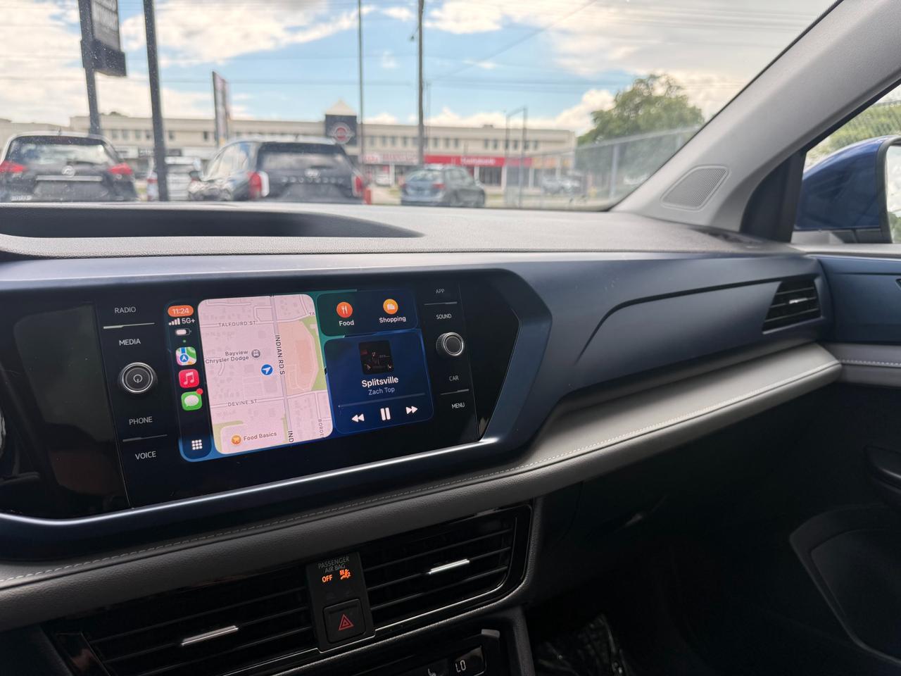 2024 Volkswagen Taos Comfortline Photo