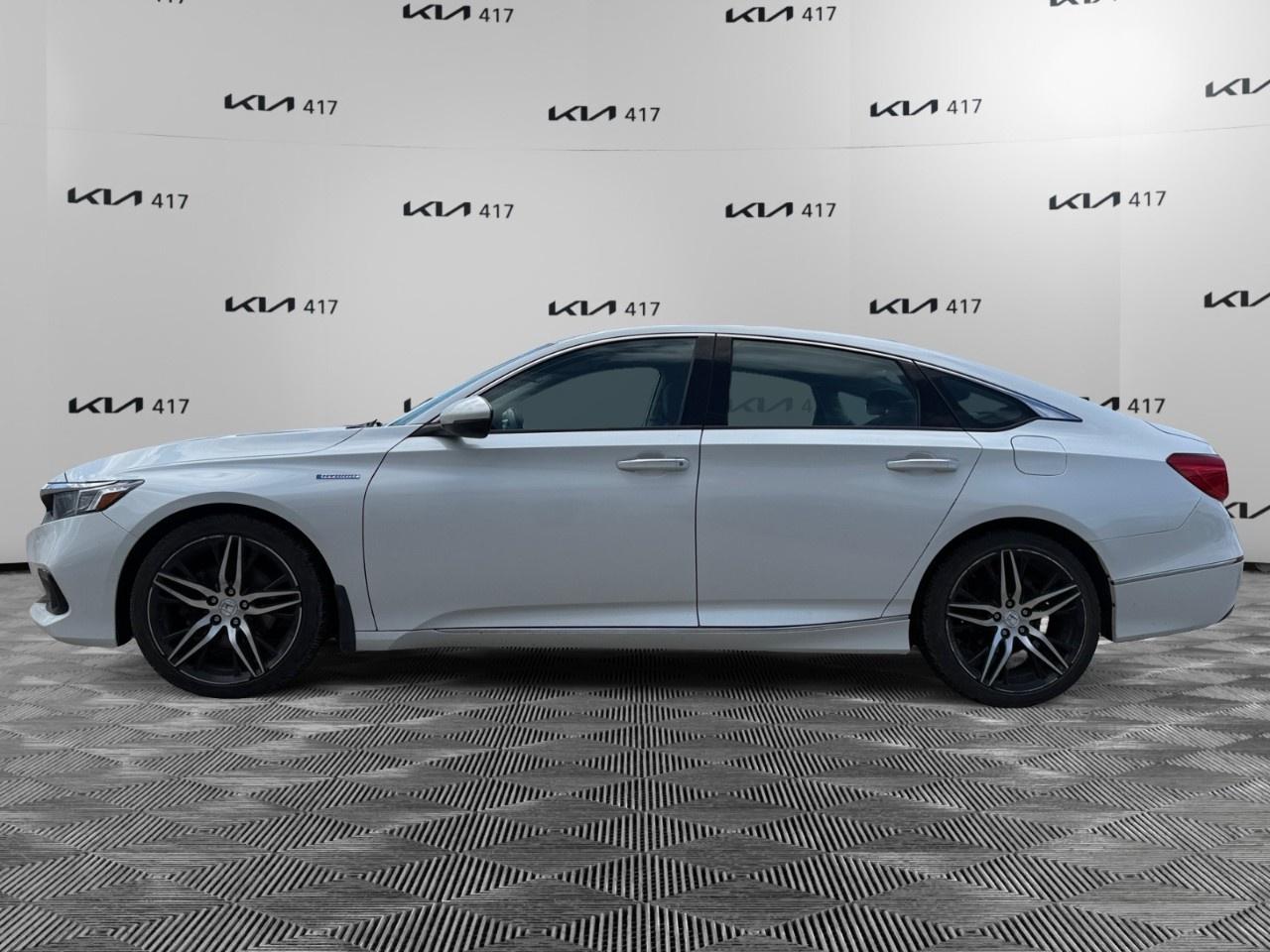 2022 Honda Accord Hybrid Touring CVT Hybrid Sedan Photo