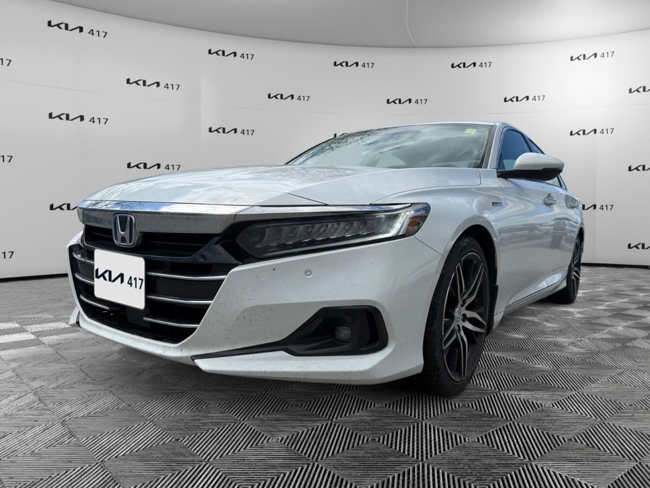 Used 2022 Honda Accord Hybrid Touring CVT Hybrid Sedan for sale in Gloucester, ON