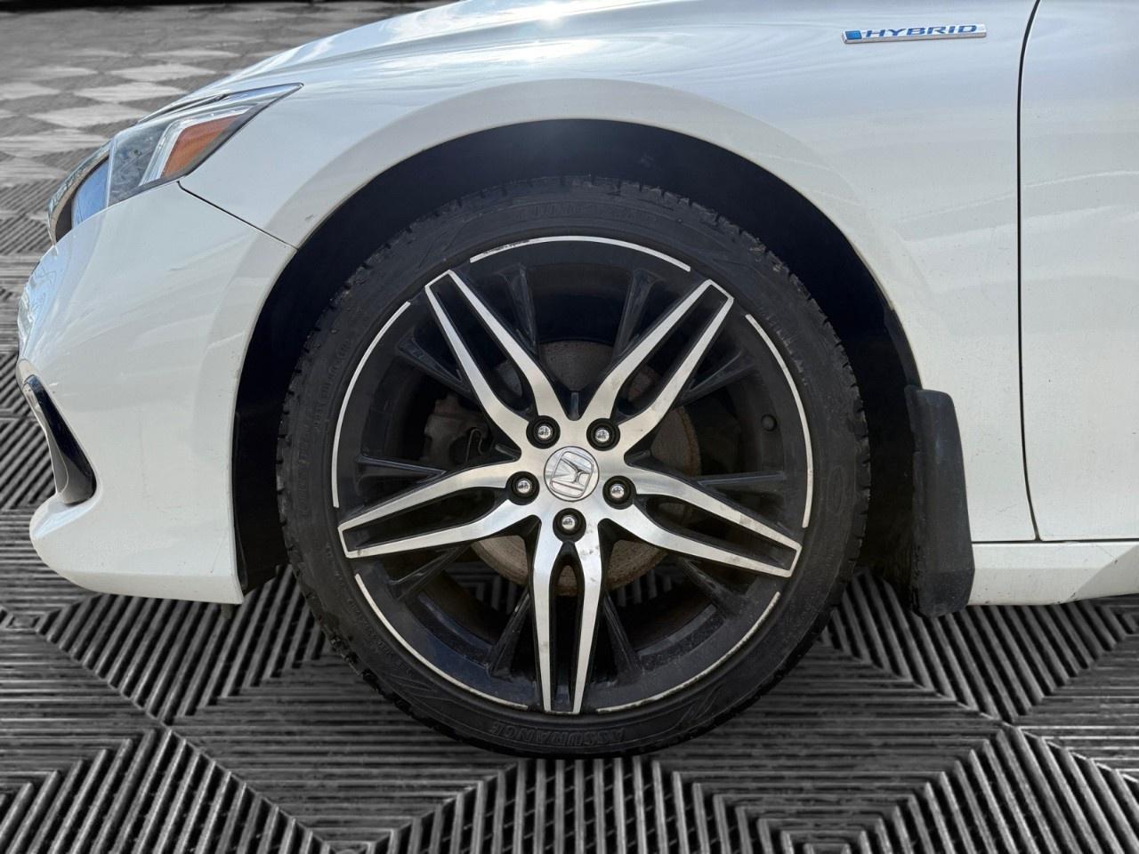 2022 Honda Accord Hybrid Touring CVT Hybrid Sedan Photo