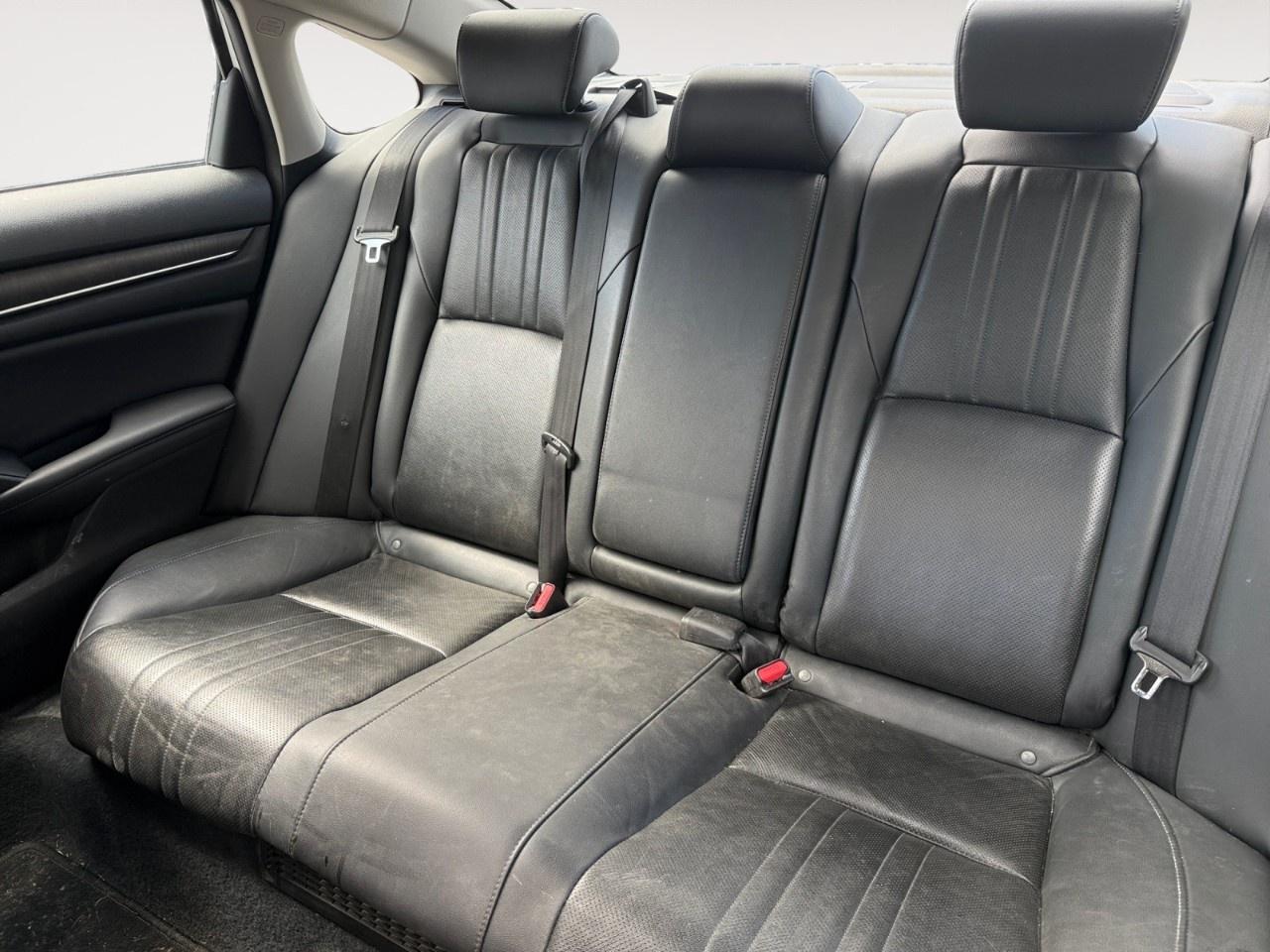 2022 Honda Accord Hybrid Touring CVT Hybrid Sedan Photo