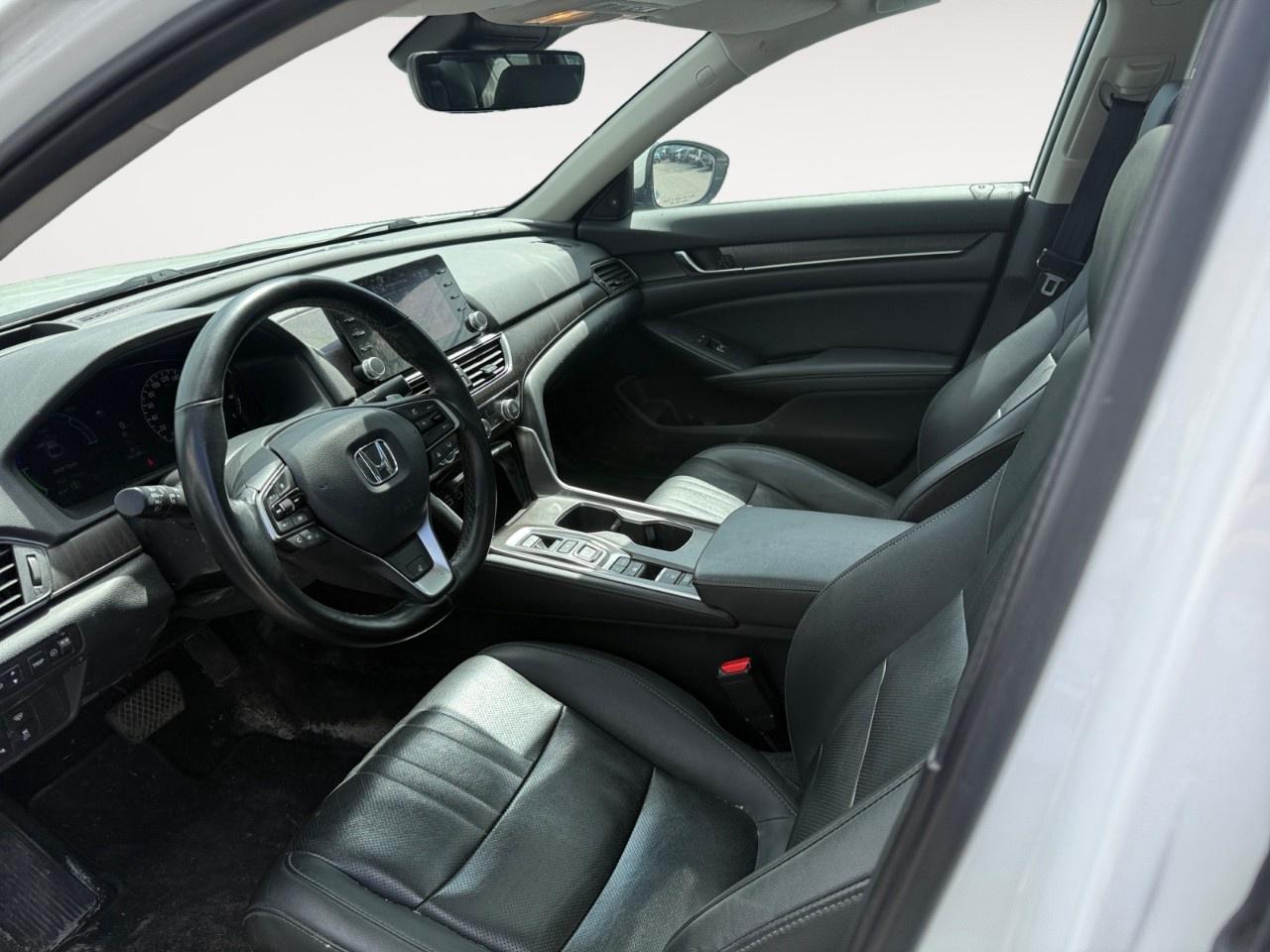 2022 Honda Accord Hybrid Touring CVT Hybrid Sedan Photo