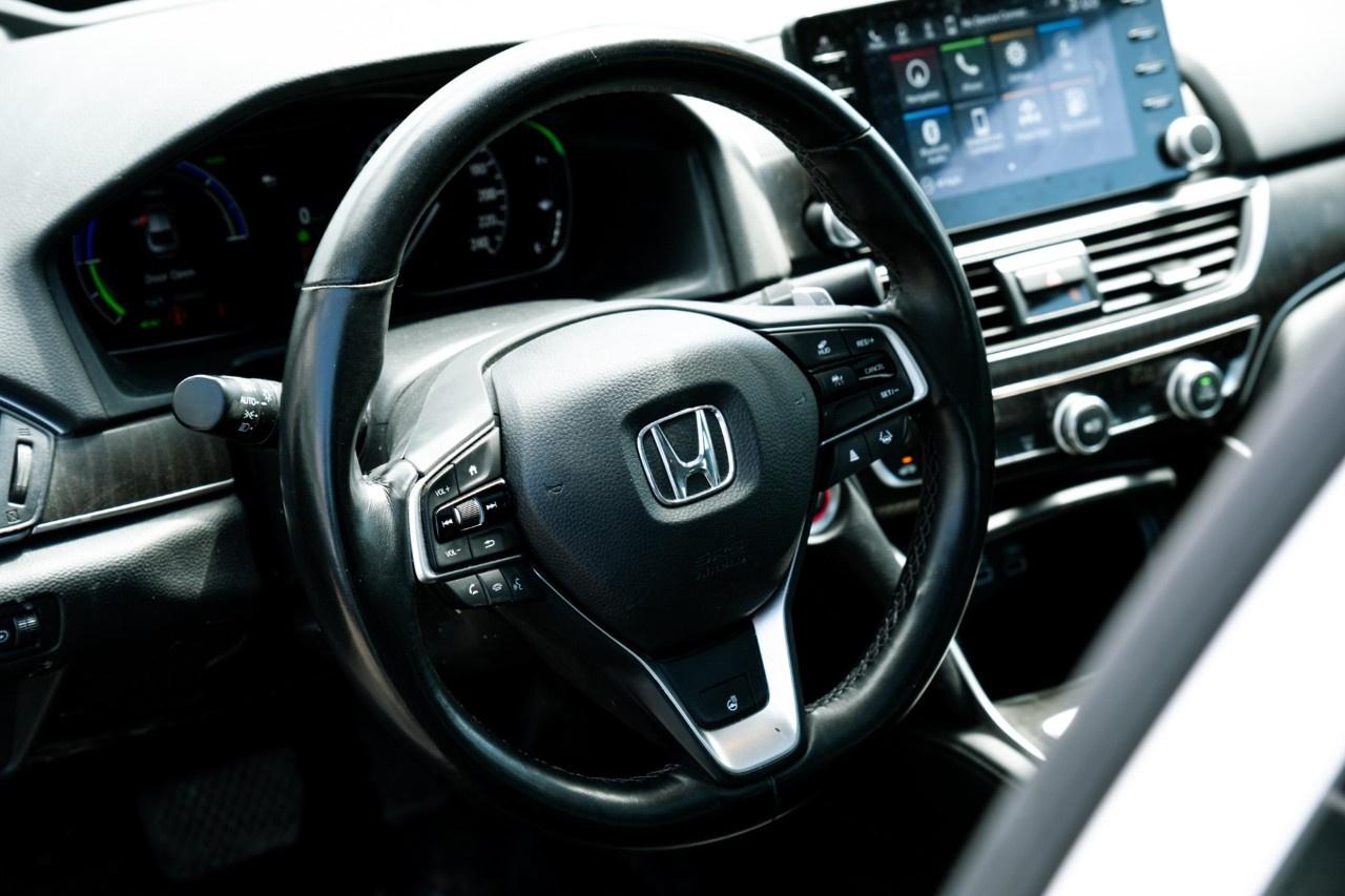2022 Honda Accord Hybrid Touring CVT Hybrid Sedan Photo