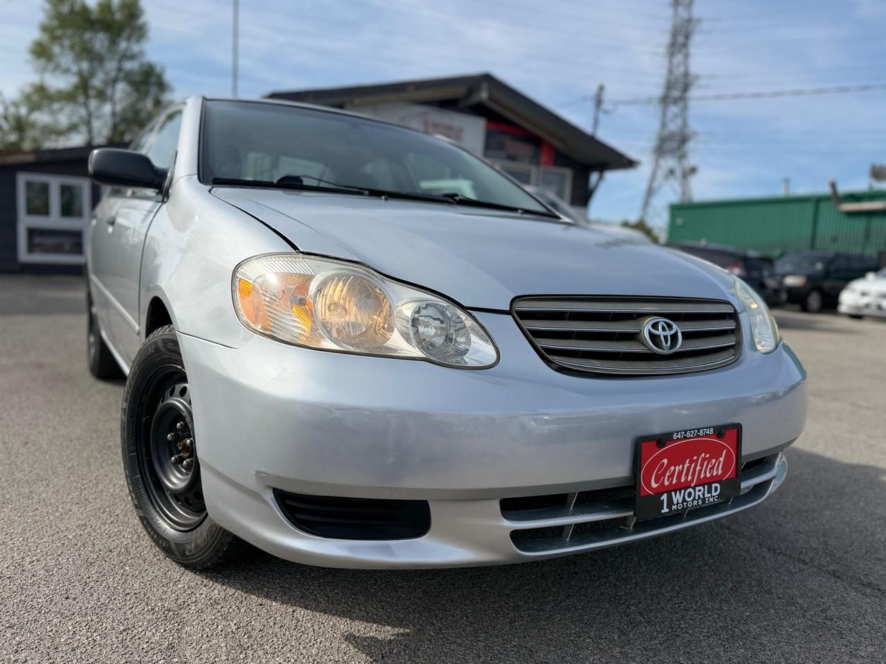 2005 Toyota Corolla CE Photo1