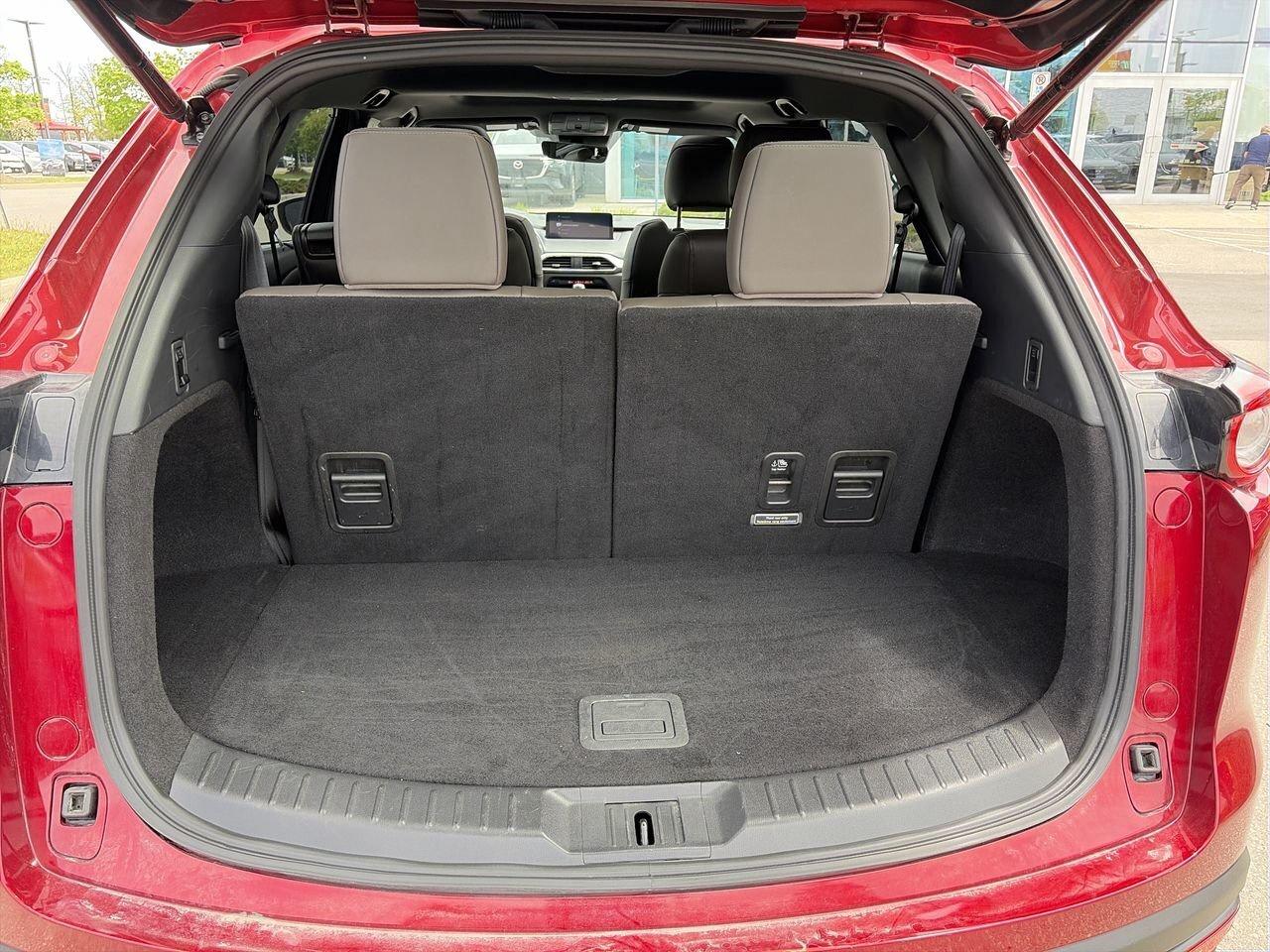 2022 Mazda CX-9 Signature CLEAN CARFAX | CPO ELIGIBLE | ONE OWNER Photo