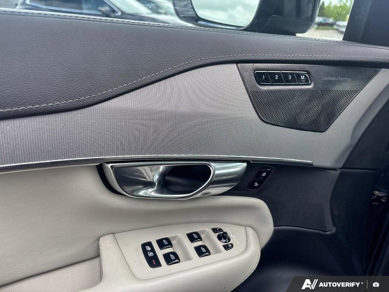 2023 Volvo XC90 Ultimate Dark Theme | | Leather Seats | Photo
