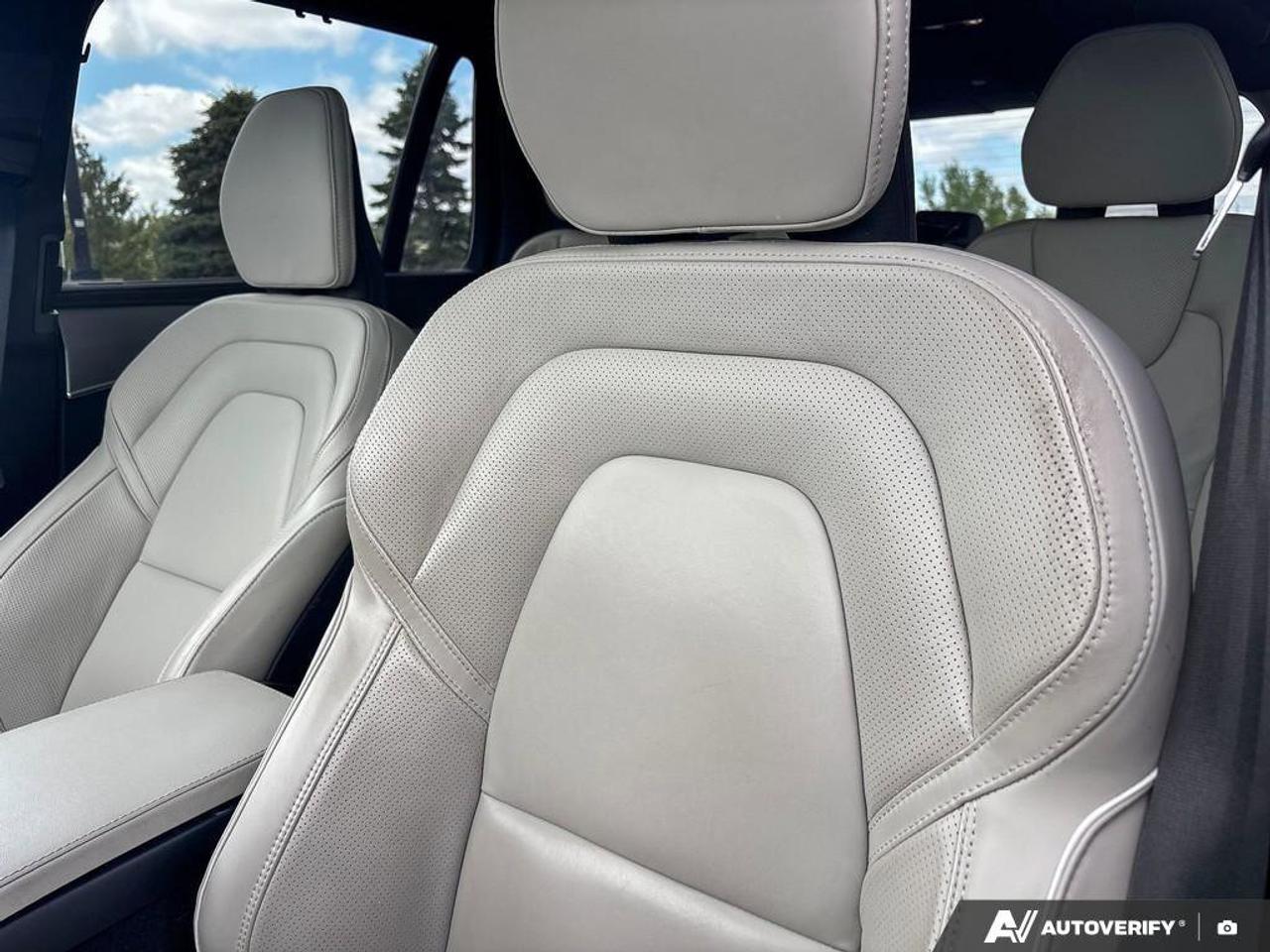 2023 Volvo XC90 Ultimate Dark Theme | | Leather Seats | Photo