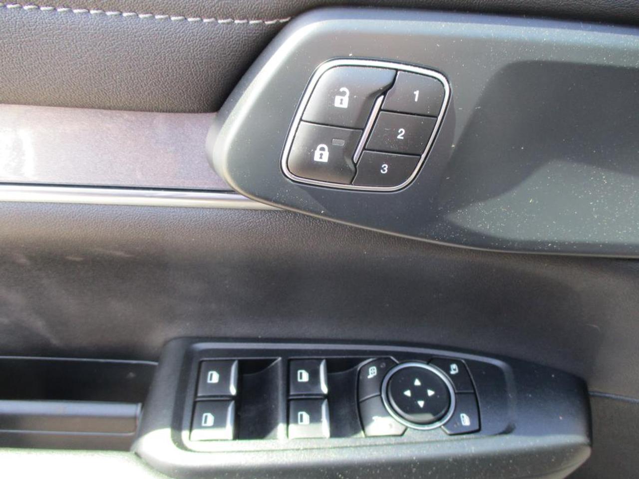 2024 Ford Ranger LARIAT CREW CAB FX4 - Photo #9