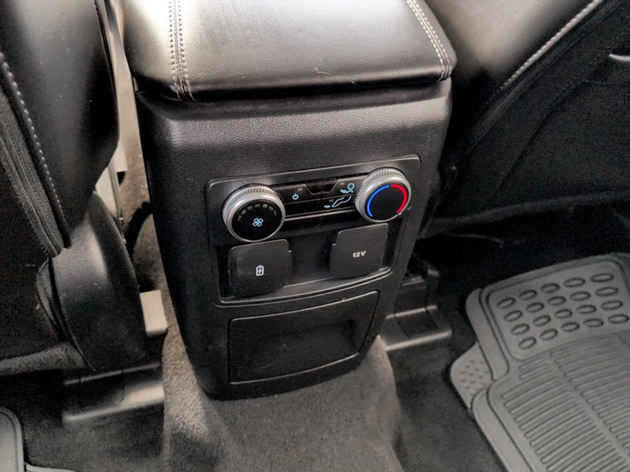 2023 Ford Explorer XLT w/Sport App. Pkg  **CLEAN CARFAX** Photo