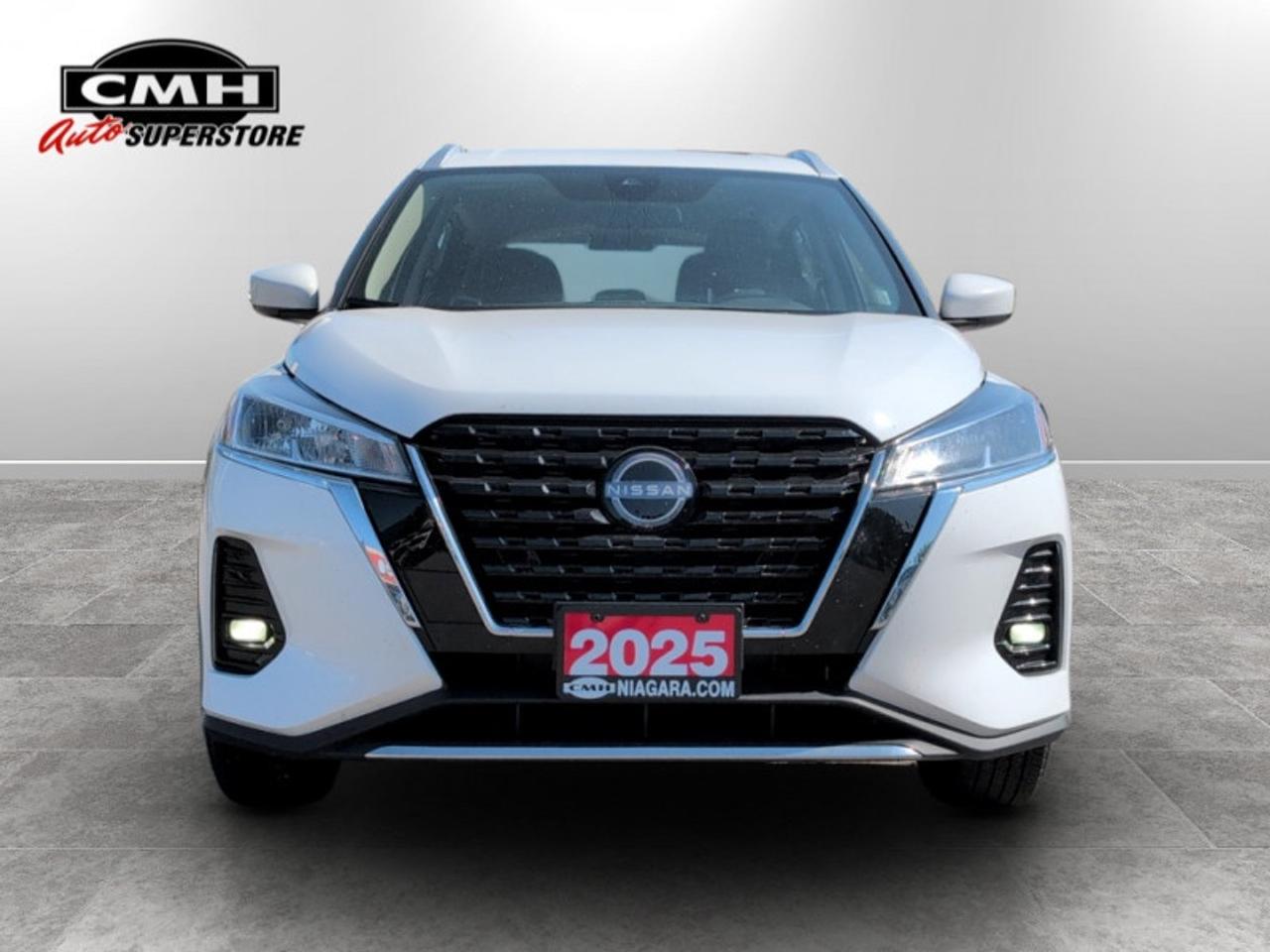 2025 Nissan Kicks Play SV Photo