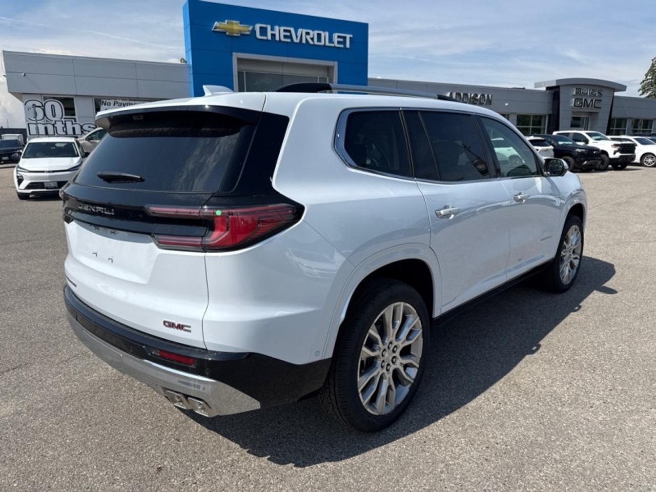 2026 GMC Acadia Denali  - Luxury Package -  Sunroof Photo