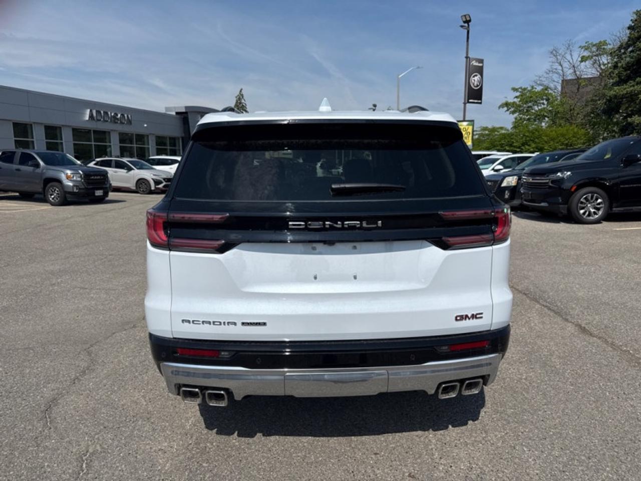 2026 GMC Acadia Denali  - Luxury Package -  Sunroof Photo