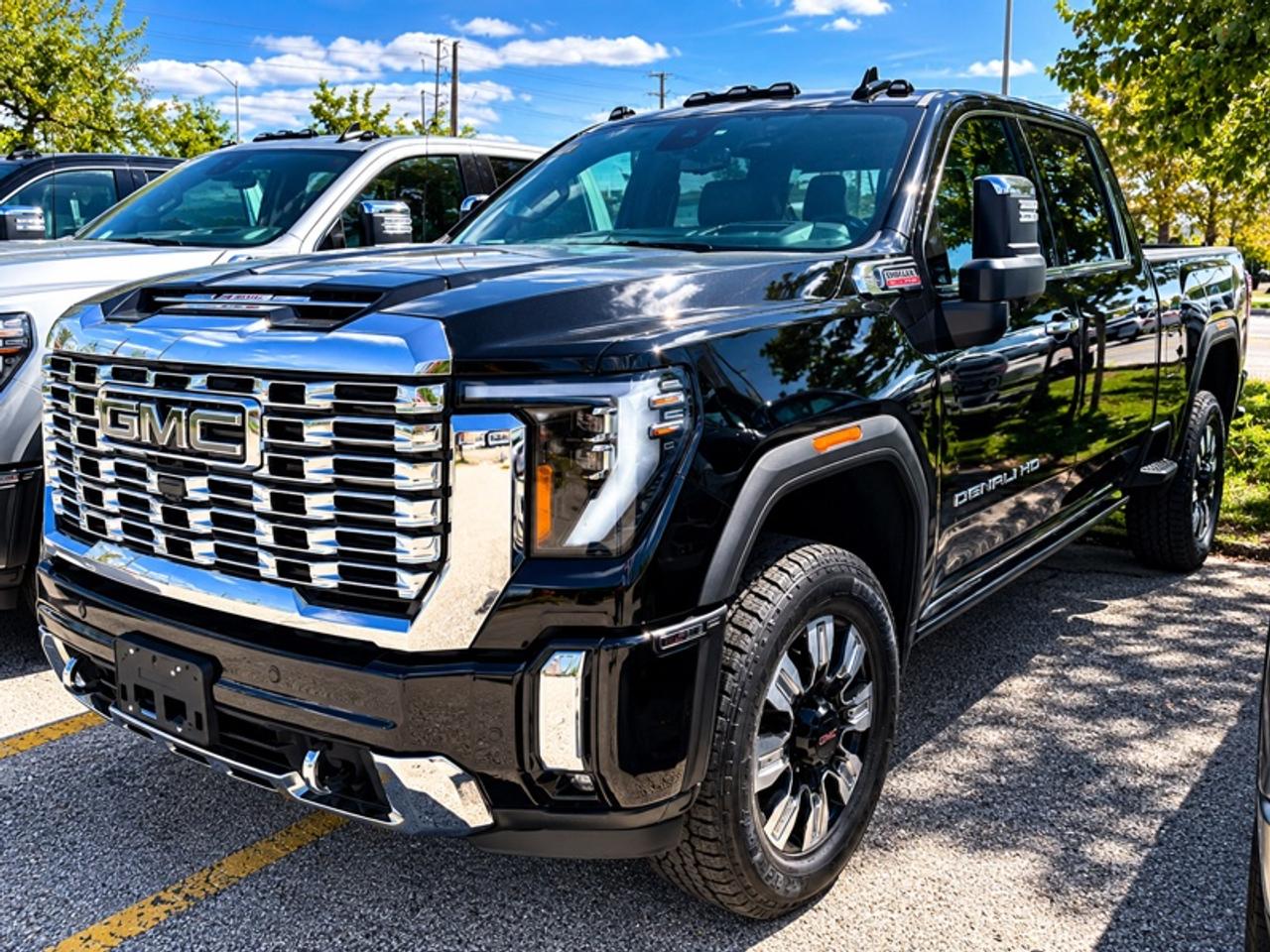 2026 GMC Sierra 2500 HD Denali Photo0