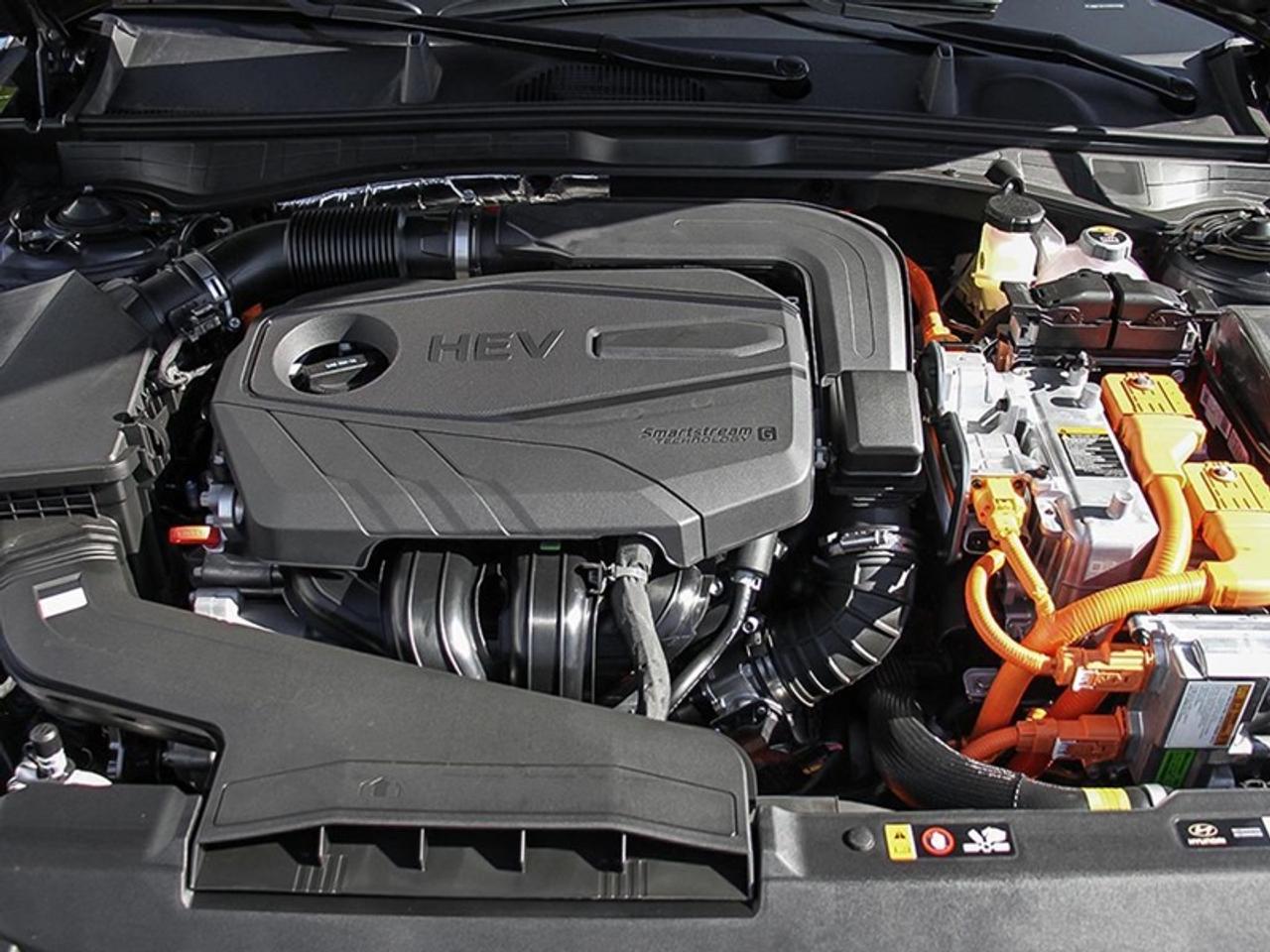 2026 Hyundai Sonata Hybrid Preferred-Trend  - Sunroof - $132.00 /Wk Photo