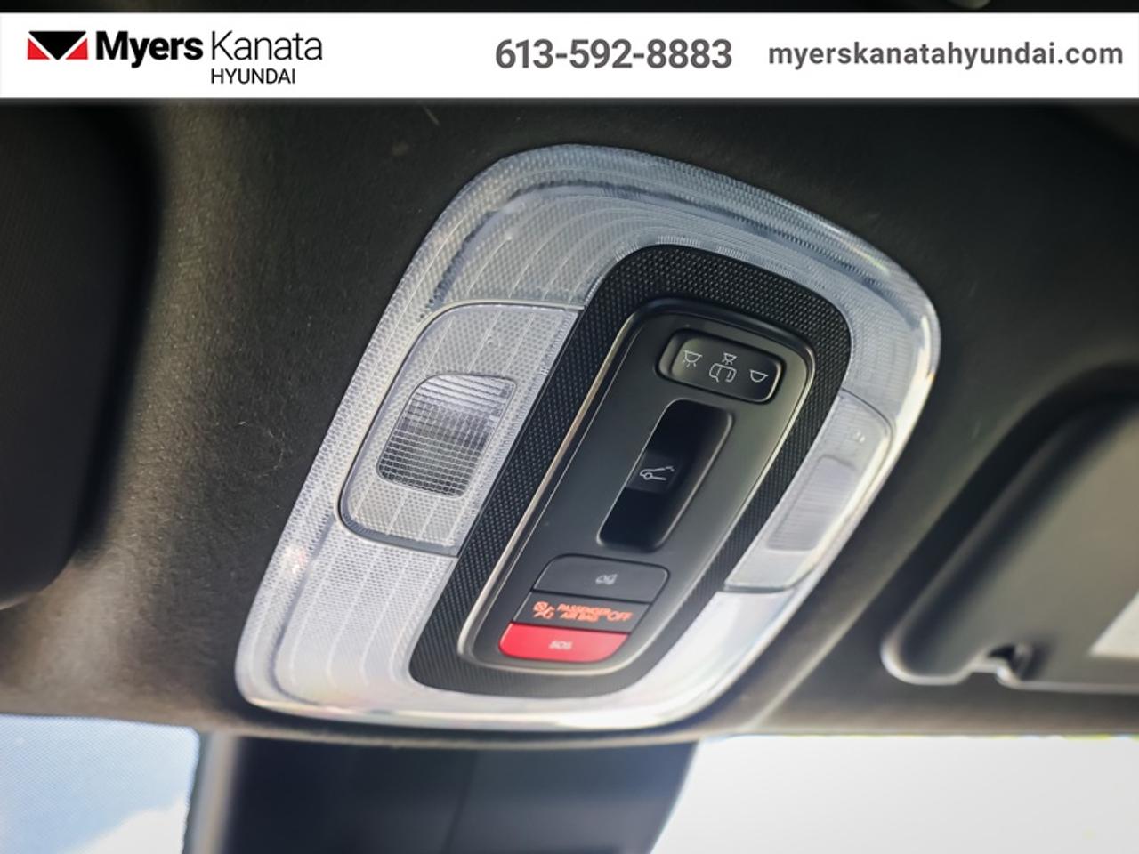 2025 Hyundai Elantra N Line Ultimate DCT  - Leather Seats Photo