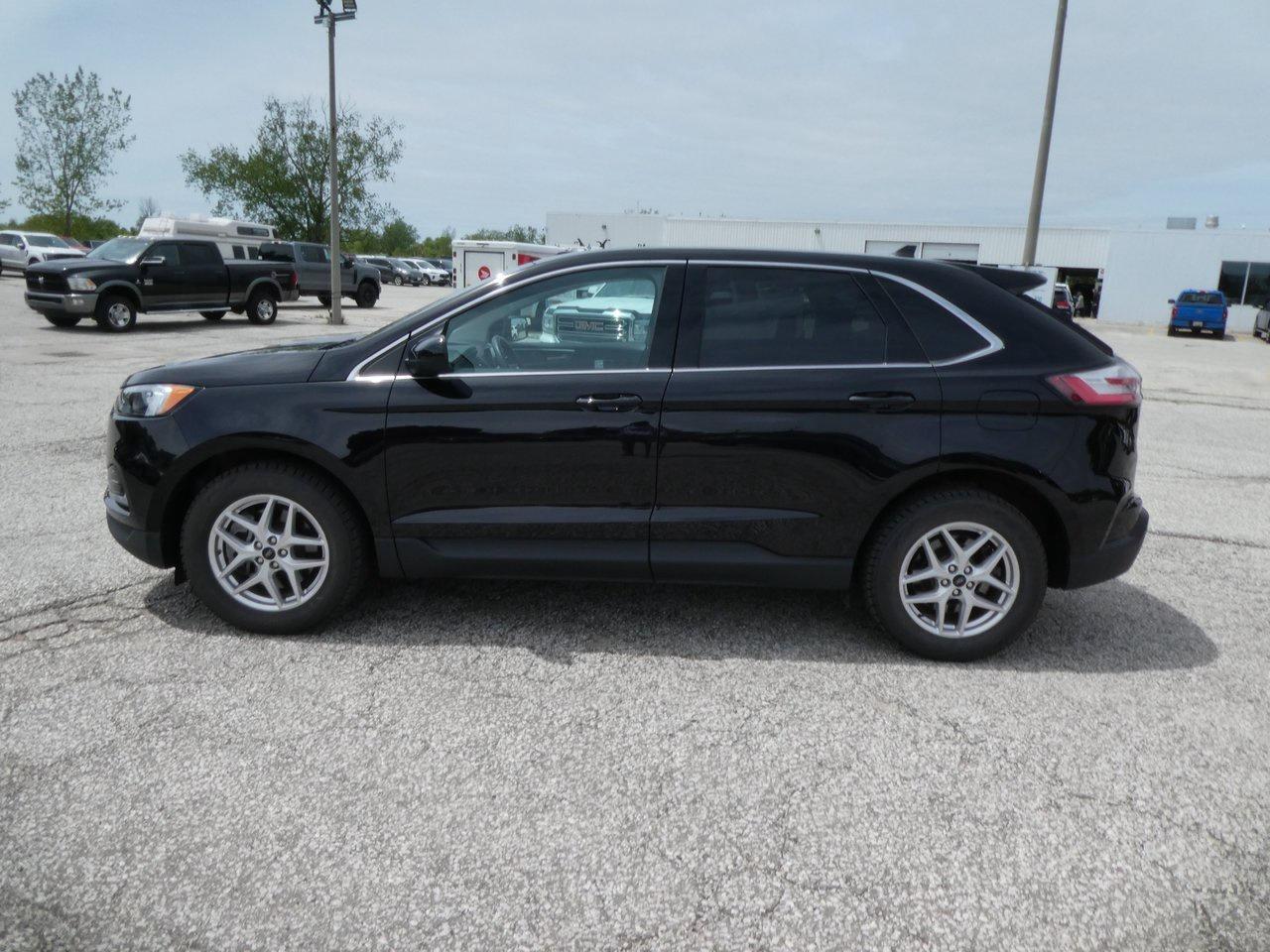 2023 Ford Edge SEL | Heated Seats | Backup Cam | Photo