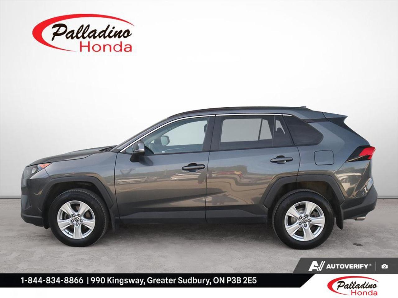 2019 Toyota RAV4 LE Photo