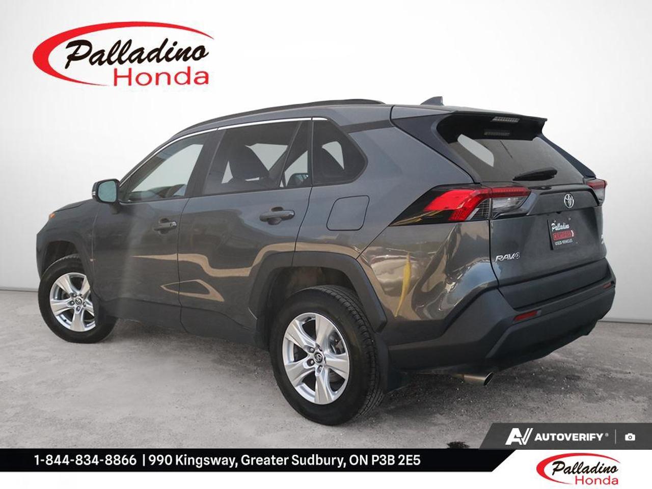 2019 Toyota RAV4 LE Photo