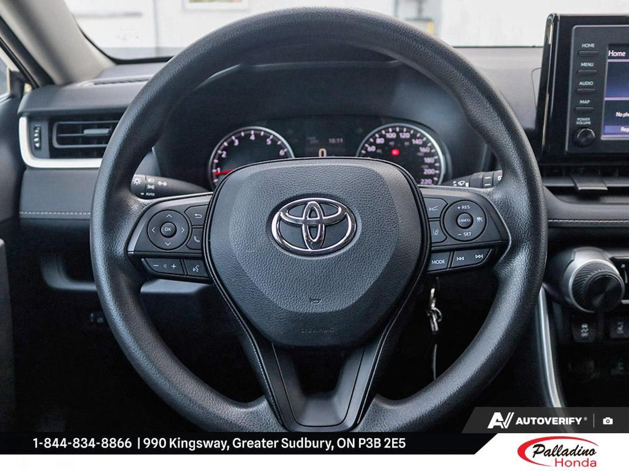 2019 Toyota RAV4 LE Photo