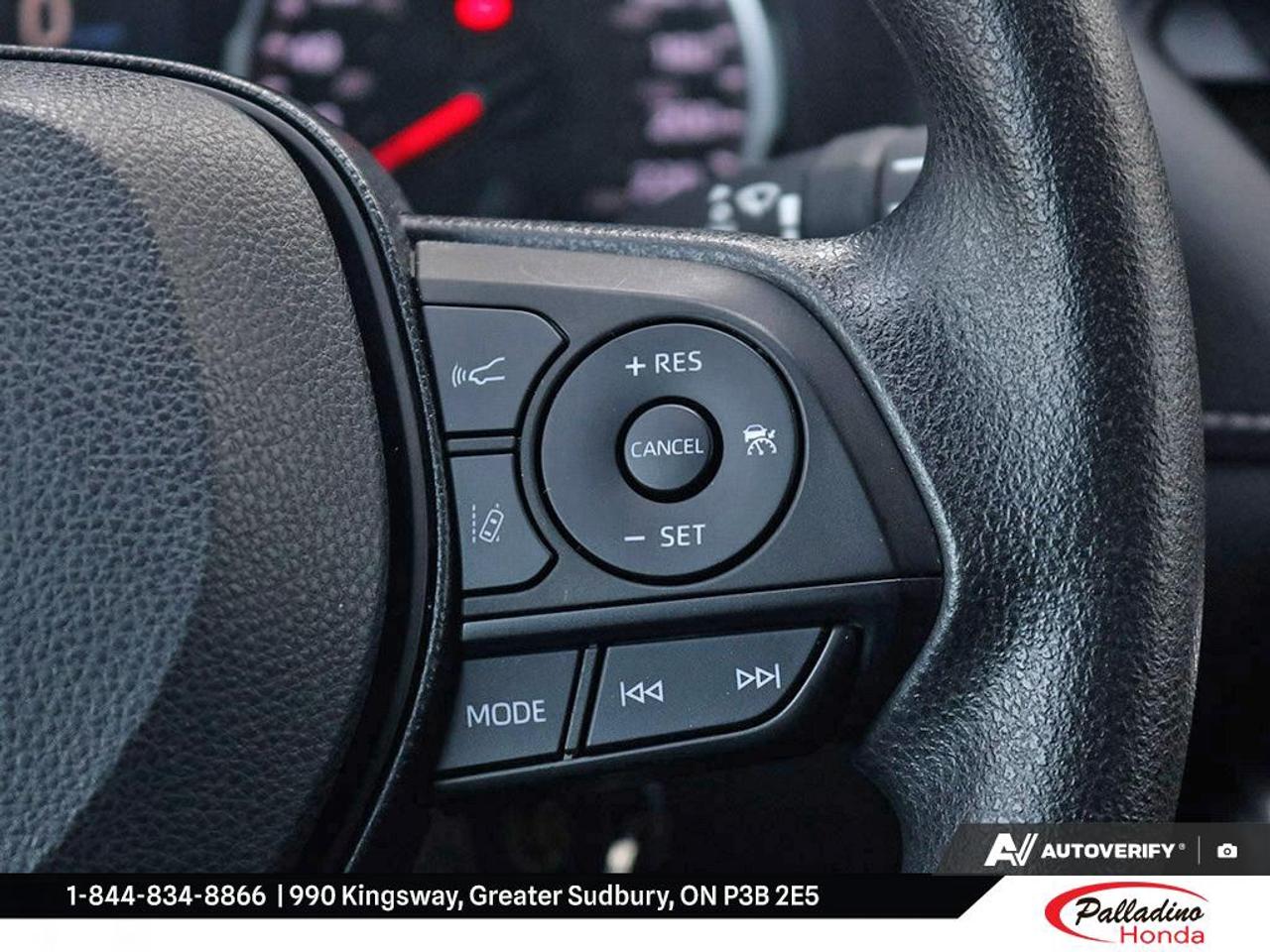 2019 Toyota RAV4 LE Photo