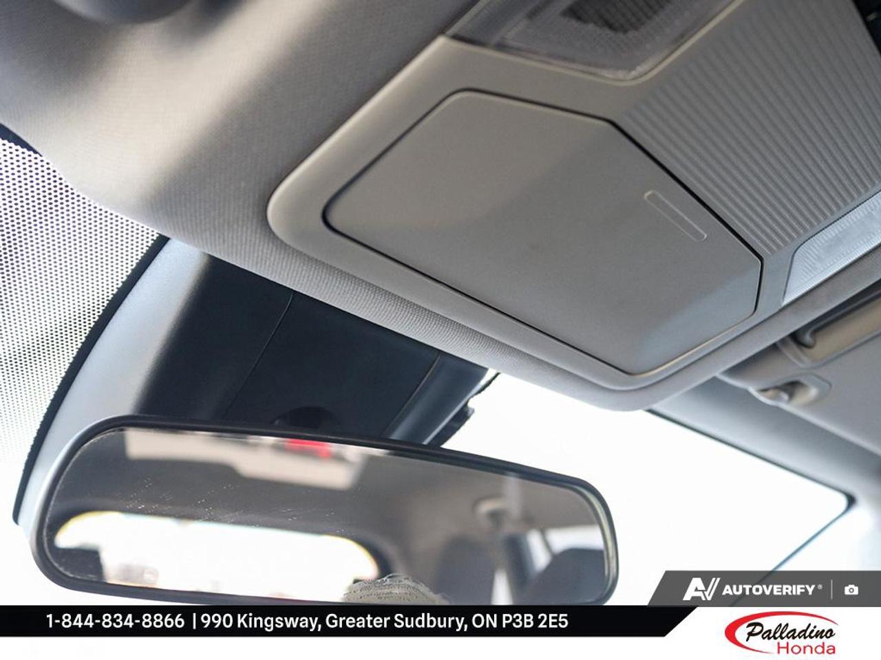 2019 Toyota RAV4 LE Photo