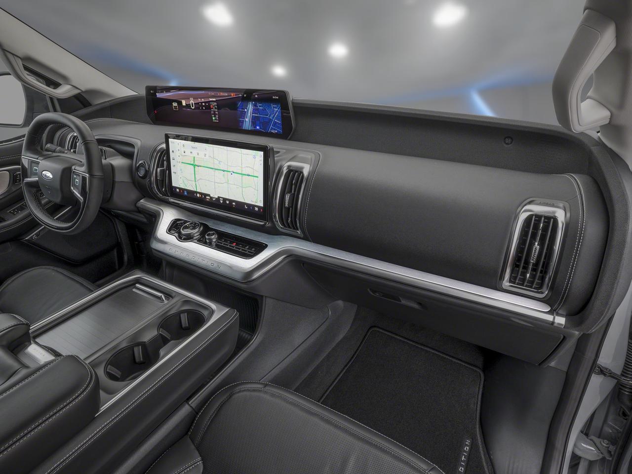 2026 Ford Expedition Platinum Max Photo