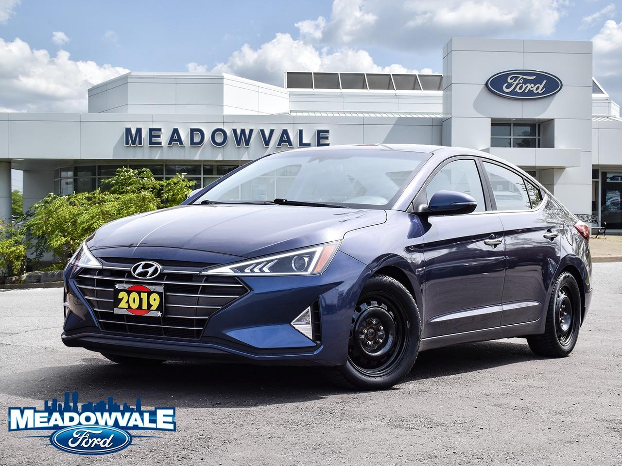 2019 Hyundai Elantra Luxury Photo0